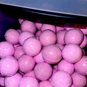 10 handmade CHERRY BERRY bath bombs for $20